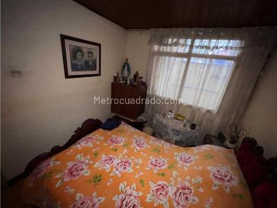 Casa de 5 alcobas en venta en Granada, Armenia, 270 m² · foto 4 de 10