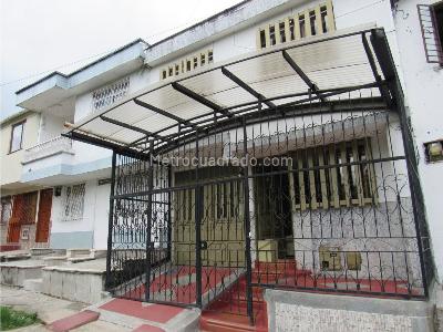 Casa de 4 alcobas en venta en Sector Terminal, Armenia, 152 m² · foto 2 de 20