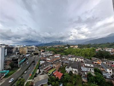 Apartamento en venta en Av, Armenia · foto 6 de 18