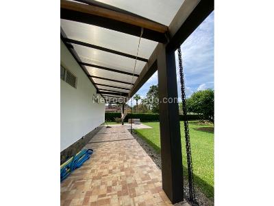 Casa de 5 alcobas en venta en Caimo, Armenia, 1761 m² · foto 9 de 20