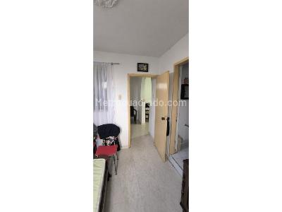 Casa de 5 alcobas en venta en Parque Sucre, Armenia, 247 m² · foto 7 de 19