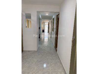 Casa de 5 alcobas en venta en Barrio El Recreo, Armenia, 308 m² · foto 9 de 20