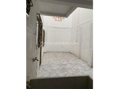 Casa de 5 alcobas en venta en Barrio El Recreo, Armenia, 308 m² · foto 13 de 20