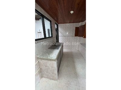 Casa de 5 alcobas en venta en Barrio Las Americas, Armenia, 216 m² · foto 10 de 20