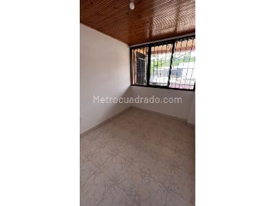 Casa de 5 alcobas en venta en Barrio Las Americas, Armenia, 216 m² · foto 11 de 20