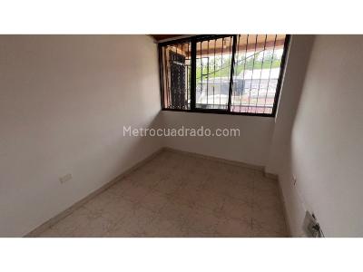 Casa de 5 alcobas en venta en Barrio Las Americas, Armenia, 216 m² · foto 12 de 20