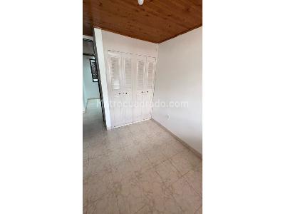 Casa de 5 alcobas en venta en Barrio Las Americas, Armenia, 216 m² · foto 14 de 20