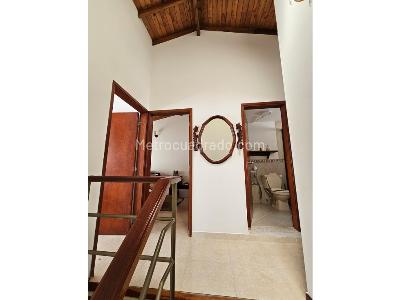 Casa de 3 alcobas en venta en Av, Armenia, 140 m² · foto 6 de 11