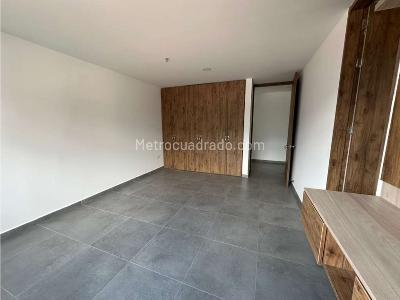 Apartamento en venta en Zuñiga, Envigado · foto 9 de 18