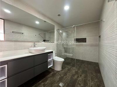 Apartamento de 3 alcobas en venta en Zuñiga, Envigado, 240 m² · foto 6 de 20