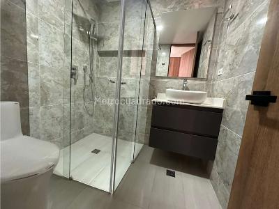 Apartamento de 3 alcobas en venta en Zuñiga, Envigado, 240 m² · foto 10 de 20