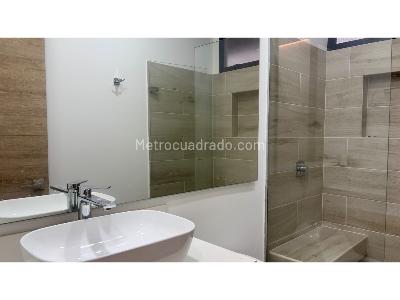 Apartamento de 3 alcobas en venta en Loma Del Escobero, Envigado, 163 m² · foto 9 de 12