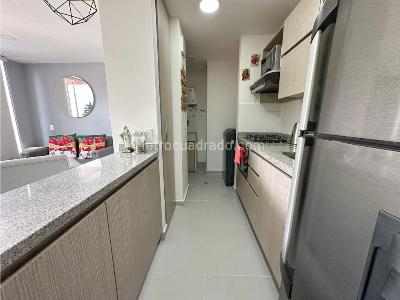 Apartamento de 3 alcobas en venta en Cañaveralejo, Sabaneta, 62 m² · foto 5 de 12