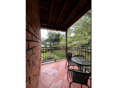 Casa de 5 alcobas en venta en La Doctora, Sabaneta, 1752 m² · foto 6 de 11