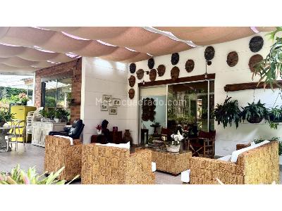 Casa de 5 alcobas en venta en Escobero, Envigado, 425 m² · foto 3 de 20