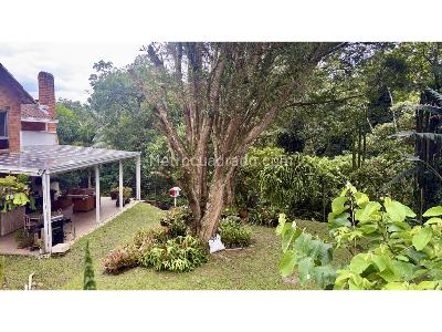 Casa de 5 alcobas en venta en Escobero, Envigado, 425 m² · foto 8 de 20