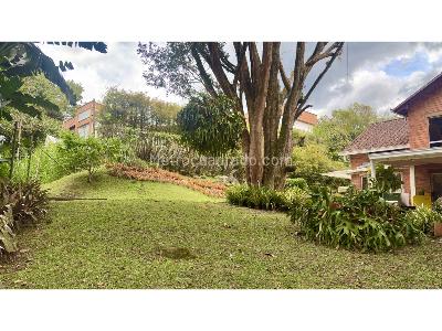 Casa de 5 alcobas en venta en Escobero, Envigado, 425 m² · foto 9 de 20