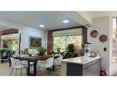 Casa de 5 alcobas en venta en Escobero, Envigado, 425 m² · foto 14 de 20