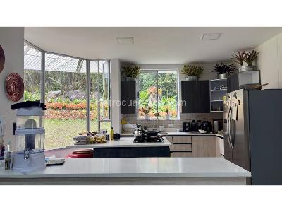 Casa de 5 alcobas en venta en Escobero, Envigado, 425 m² · foto 15 de 20