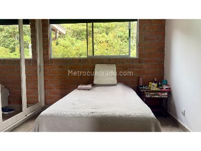 Casa de 5 alcobas en venta en Escobero, Envigado, 425 m² · foto 17 de 20