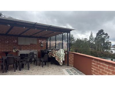 Casa en venta en Loma Del Escobero, Envigado · foto 10 de 20