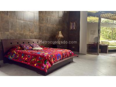 Casa en venta en Loma Del Escobero, Envigado · foto 13 de 20