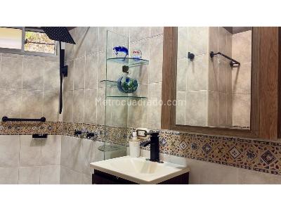Casa en venta en Loma Del Escobero, Envigado · foto 16 de 20
