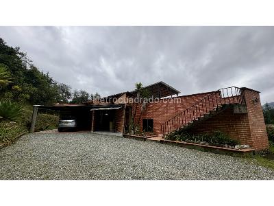 Casa en venta en Loma Del Escobero, Envigado · foto 6 de 20