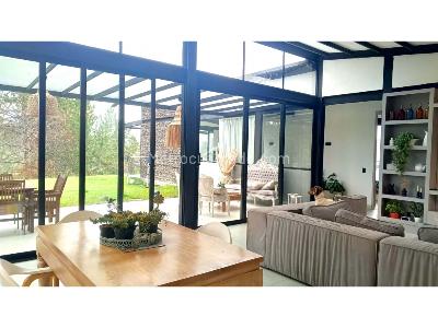 Casa de 3 alcobas en venta en Escobero, Envigado, 1575 m² · foto 4 de 8