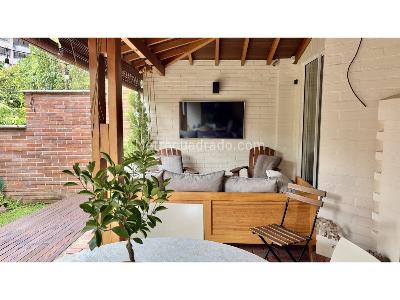 Casa de 3 alcobas en venta en Loma Del Escobero, Envigado, 200 m² · foto 10 de 20