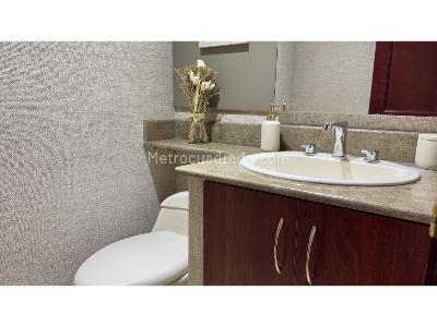 Casa de 3 alcobas en venta en Loma Del Escobero, Envigado, 200 m² · foto 13 de 20