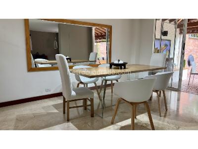 Casa de 3 alcobas en venta en Loma Del Escobero, Envigado, 200 m² · foto 8 de 20