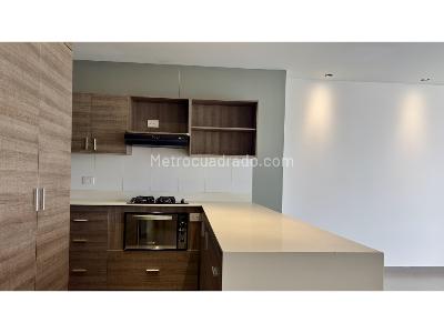Apartamento de 2 alcobas en venta en Escobero, Envigado, 85 m² · foto 2 de 14