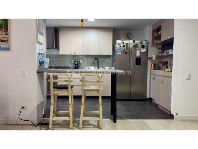 Apartamento de 3 alcobas en venta en Loma De Las Brujas, Envigado, 115 m² · foto 3 de 13