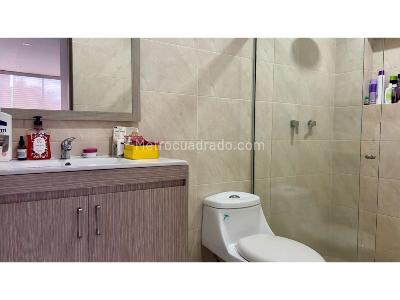 Apartamento de 3 alcobas en venta en Loma De Las Brujas, Envigado, 115 m² · foto 11 de 13