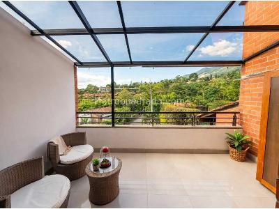 Casa de 3 alcobas en venta en Loma Del Chocho, Envigado, 223 m² · foto 16 de 19
