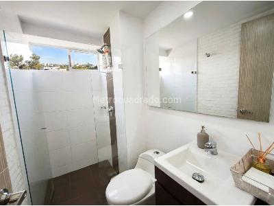 Apartamento de 3 alcobas en venta en Tres Esquinas, Sabaneta, 74 m² · foto 9 de 11