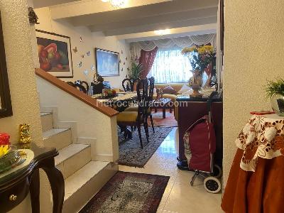 Casa de 5 alcobas en venta en Techo Mandalay, Bogotá, 140 m² · foto 2 de 20
