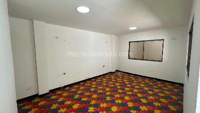 Casa de 5 alcobas en venta en Santa Lucia, Chía, 248 m² · foto 12 de 20