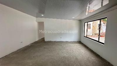 Casa de 5 alcobas en venta en Santa Lucia, Chía, 248 m² · foto 13 de 20