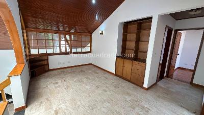 Casa de 5 alcobas en venta en Santa Lucia, Chía, 248 m² · foto 15 de 20
