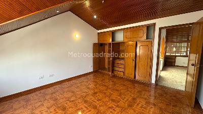 Casa de 5 alcobas en venta en Santa Lucia, Chía, 248 m² · foto 17 de 20