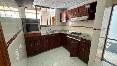 Casa de 5 alcobas en venta en Santa Lucia, Chía, 248 m² · foto 8 de 20