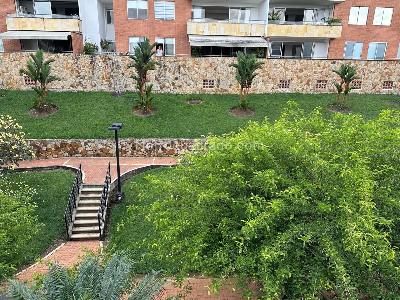 Apartamento de 3 alcobas en venta en Ciudad Jardin, Cali, 128 m² · foto 2 de 20