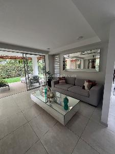 Casa de 3 alcobas en venta en Pance, Cali, 214 m² · foto 3 de 14