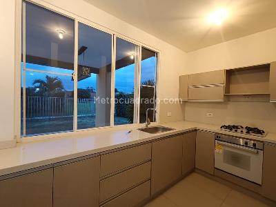 Casa de 3 alcobas en venta en La Hacienda El Castillo, Cali, 395 m² · foto 5 de 20
