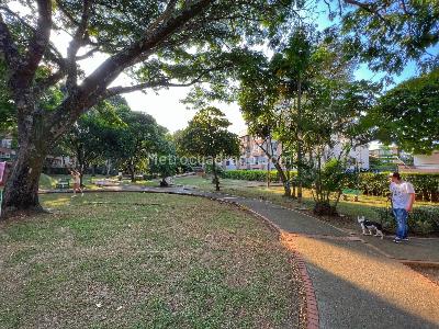 Apartamento de 3 alcobas en venta en Valle De La Ferreira, Cali, 102 m² · foto 13 de 17