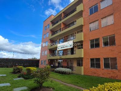 Apartamento de 3 alcobas en venta en La Arboleda, Zipaquirá, 67 m² · foto 10 de 11