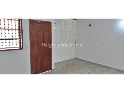 Casa de 5 alcobas en venta en Santa Teresita, Medellín, 325 m² · foto 11 de 16