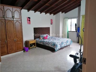 Apartamento de 3 alcobas en venta en La Paola, Rionegro, 117 m² · foto 3 de 15